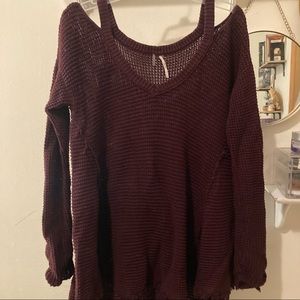 Free People BEAUTIFUL Maroon cable knit Sweater. Cold shoulder